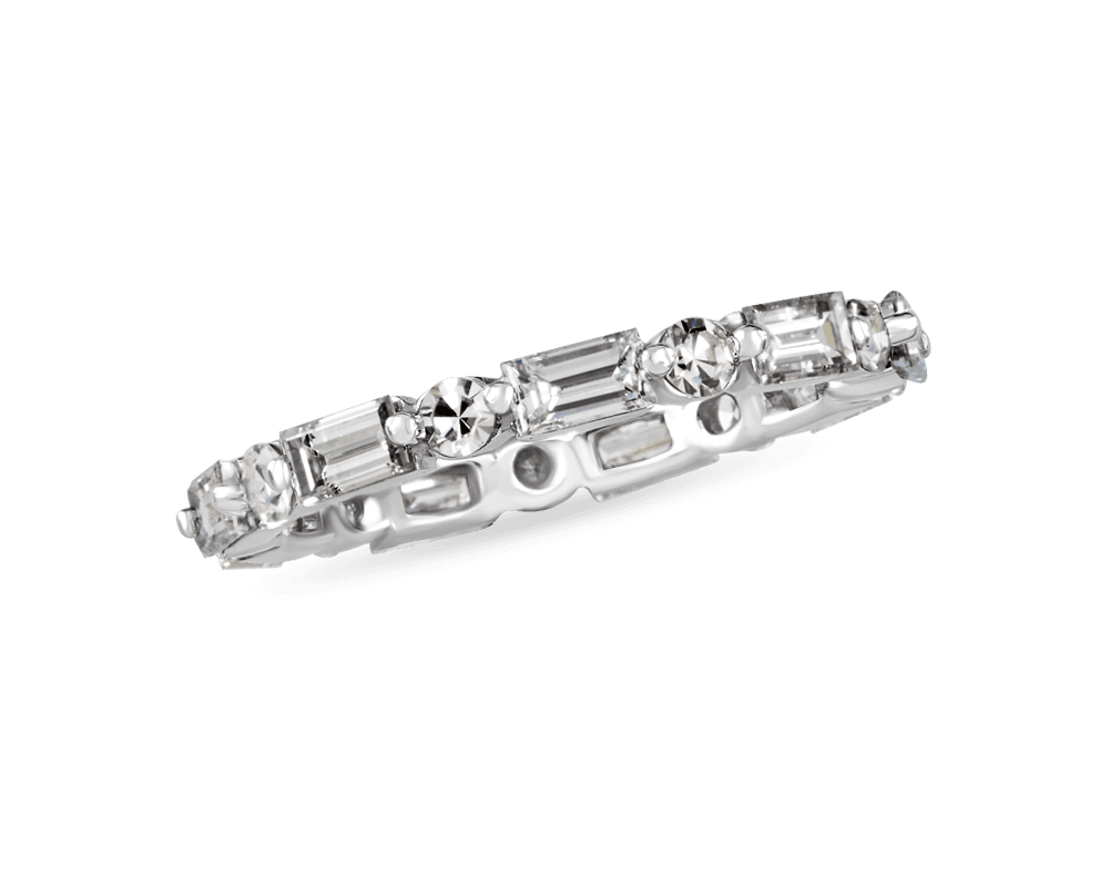 Baguette and Round Shared Prong Band